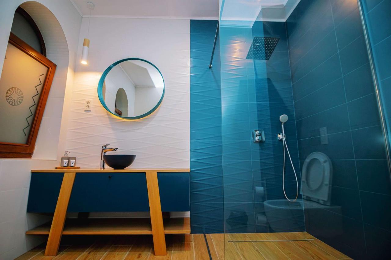 バイア・デ・フィエル Conacul Olarilor Bed & Breakfast エクステリア 写真